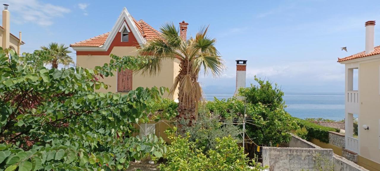 Seaview Luxury Apartment Mytilene Exterior photo
